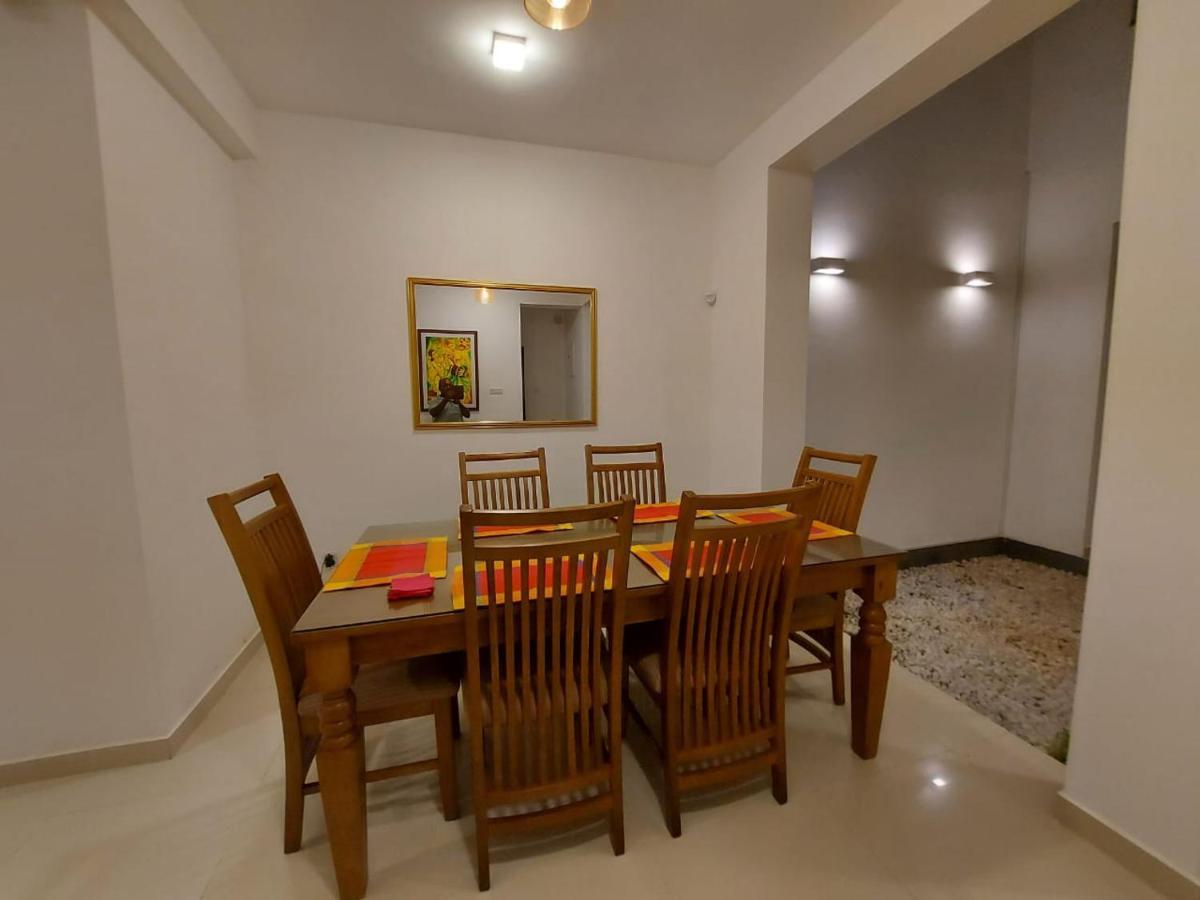 Oesis - Stylish Villa Steps From Historic Galle Fort Zewnętrze zdjęcie